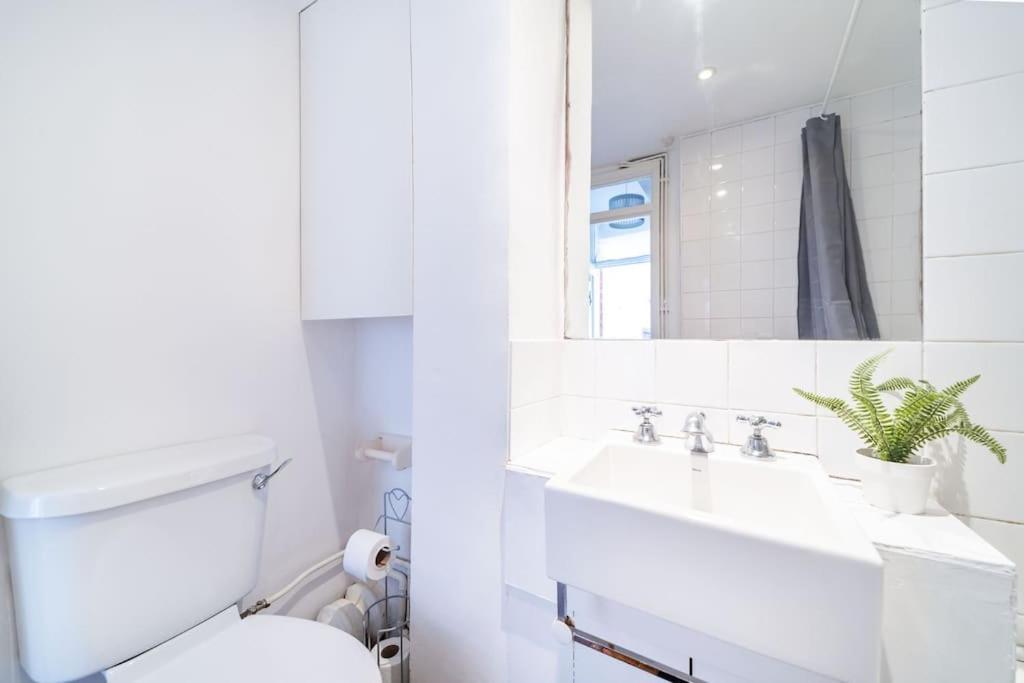 Beautiful One Bedroom Flat In Tavistock Place London Kültér fotó
