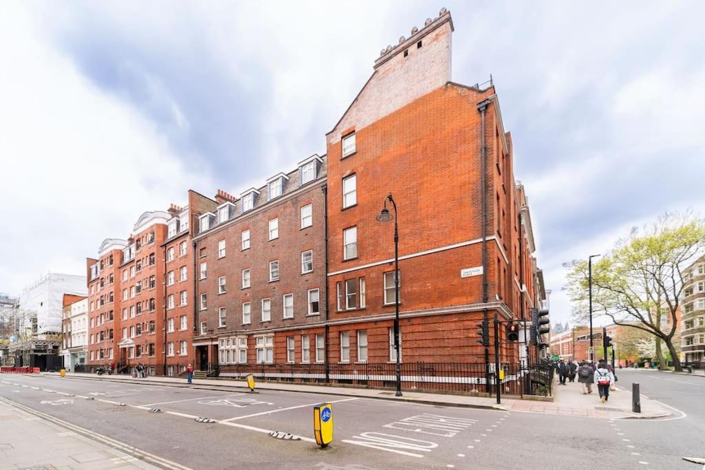 Beautiful One Bedroom Flat In Tavistock Place London Kültér fotó